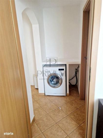 Apartament cu 3 camere decomandat în Lunei