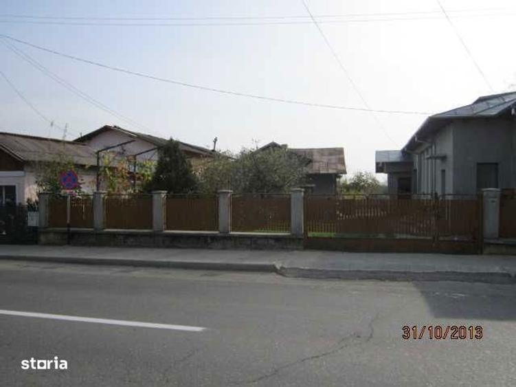 Teren de 4860 mp, în Central