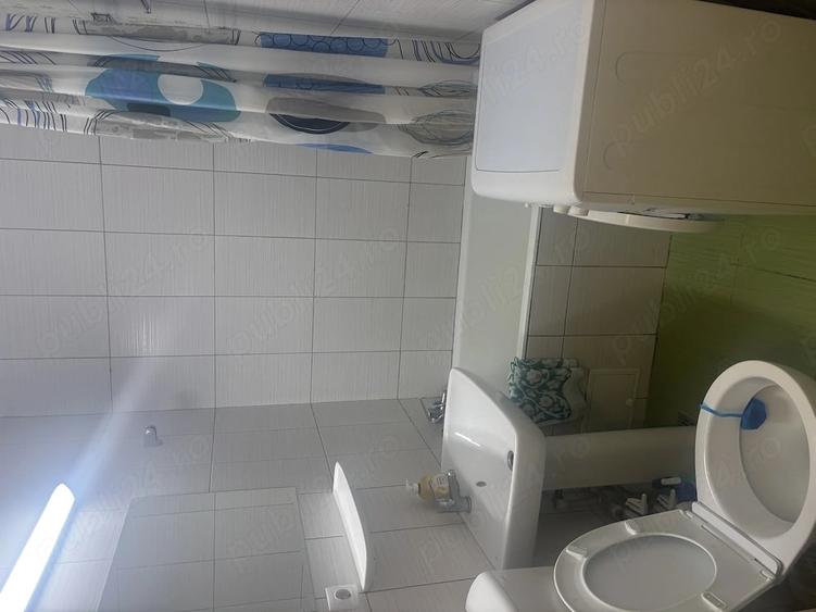Apartament cu 2 camere semidecomandat în Berceni
