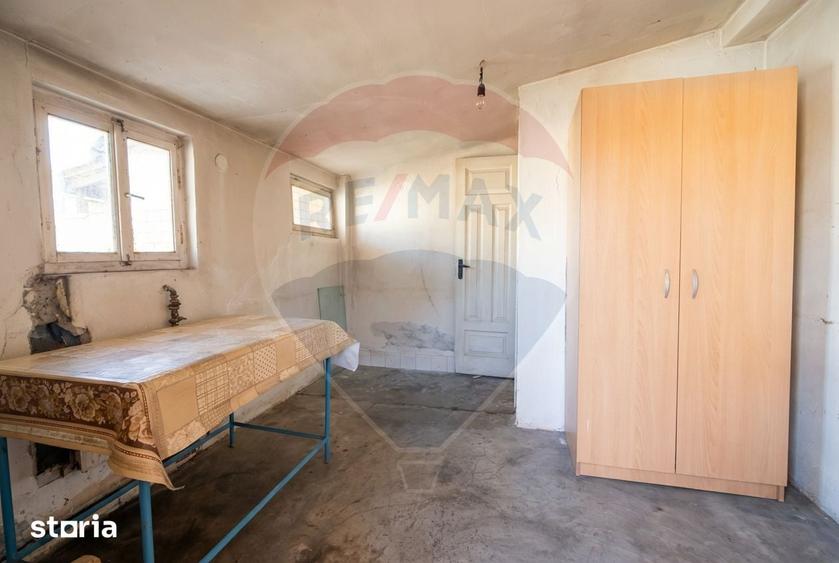 Casă cu 3 camere cu Teren 617 Mp în Central
