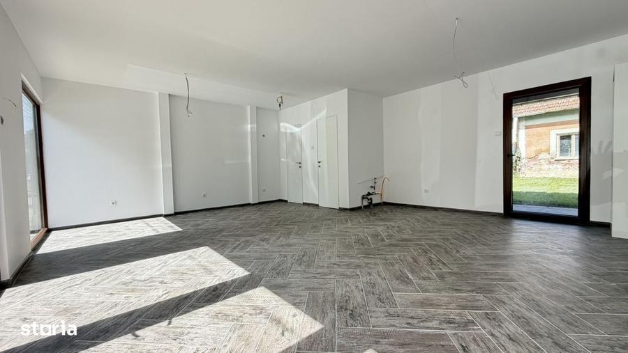 Spațiu comercial, de 36 mp, în Central