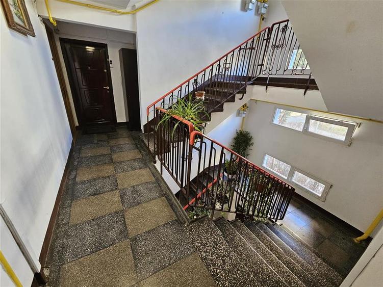 Apartament cu 2 camere semidecomandat, mobilat în Gării