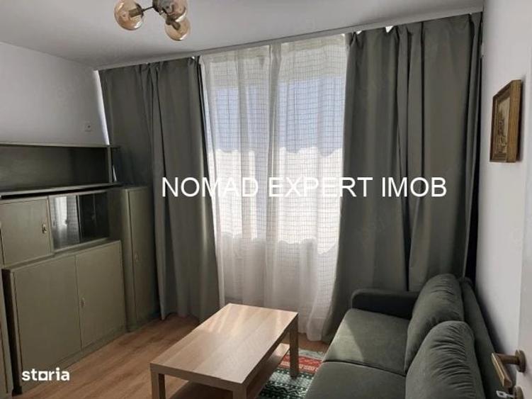 Apartament cu 3 camere semidecomandat în Cantemir