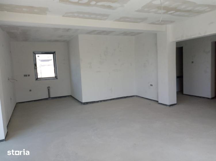 Casă cu 4 camere cu Teren 867 Mp în Chiscani
