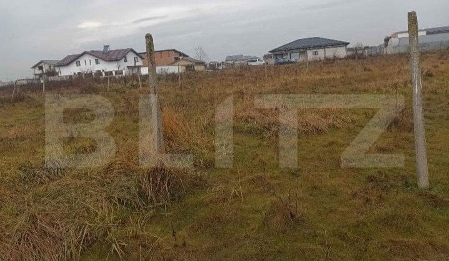 Teren Construcții intravilan de 600 mp, în Nord