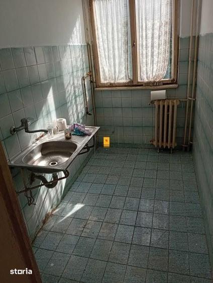 Apartament 3 camere zona Malu Rosu - 2