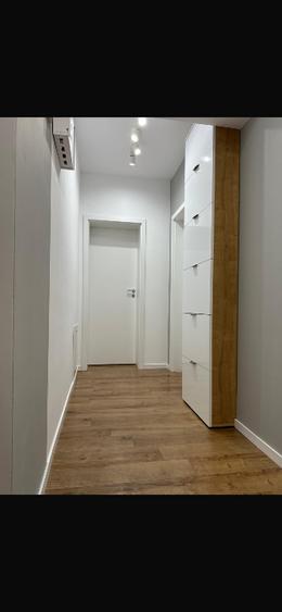 Apartament cu 2 camere decomandat, mobilat în Girocului
