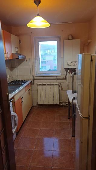 Persoana fizica | Decomandat 2 camere zona Gara Nicolina - 2
