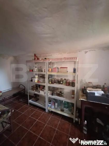 Casă cu 4 camere cu Teren 1210 Mp în Stupini