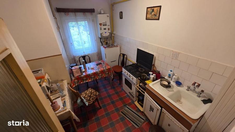 Apartament cu 3 camere decomandat în Ultracentral