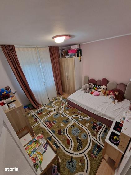 Apartament cu 4 camere în Nerva Traian