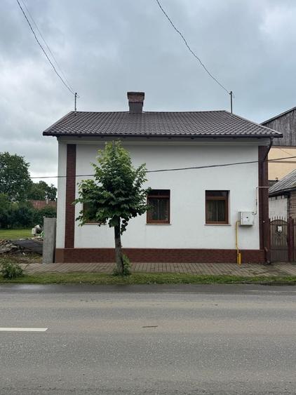 Casă cu 3 camere cu Teren 350 Mp în Central