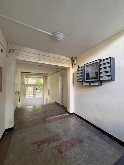 Apartament cu 2 camere decomandat în Carpați 1