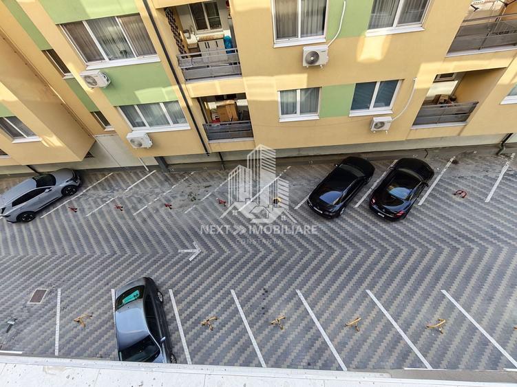 Apartament cu 2 camere decomandat, mobilat în Sud