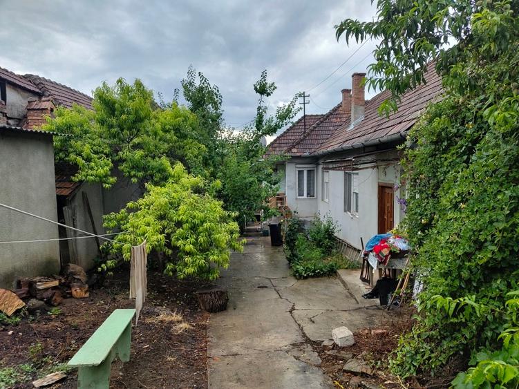 Casă individuală 180 mp + 800 mp teren/livadă – Sărmașu, jud. Mureș - 2