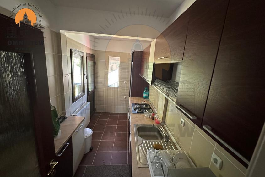 Casă individuală cu 5 camere cu Teren 300 Mp în Predeal