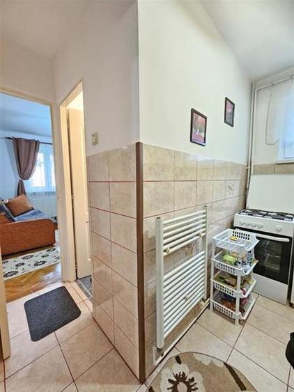 Apartament cu 2 camere decomandat, mobilat în Budai