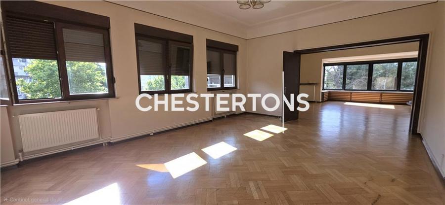 Apartament cu 5 camere decomandat în Ultracentral