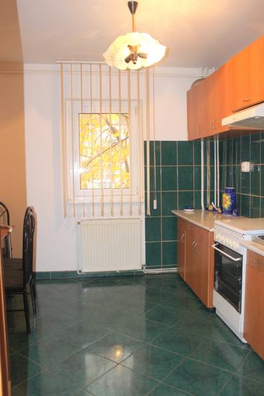 Vanzare apartament 4 camere zona Lipovei - Arcasilor - 5