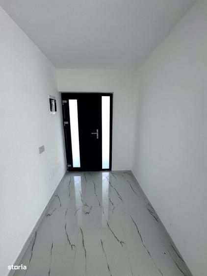 Casă cu 4 camere cu Teren 300 Mp în Rediu