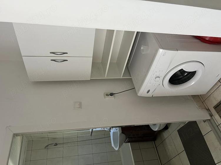 Apartament cu 3 camere decomandat în Canta