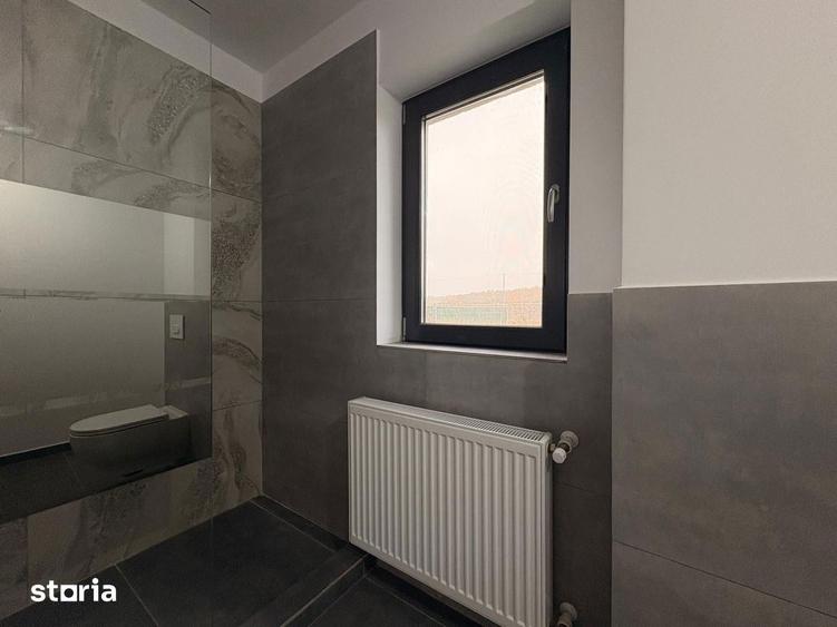 Casă cu 4 camere cu Teren 350 Mp în Balotești