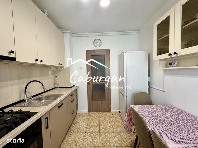 Apartament cu 3 camere decomandat în Vasile Aaron