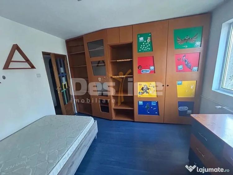 Apartament cu 4 camere semidecomandat în Drumul Taberei