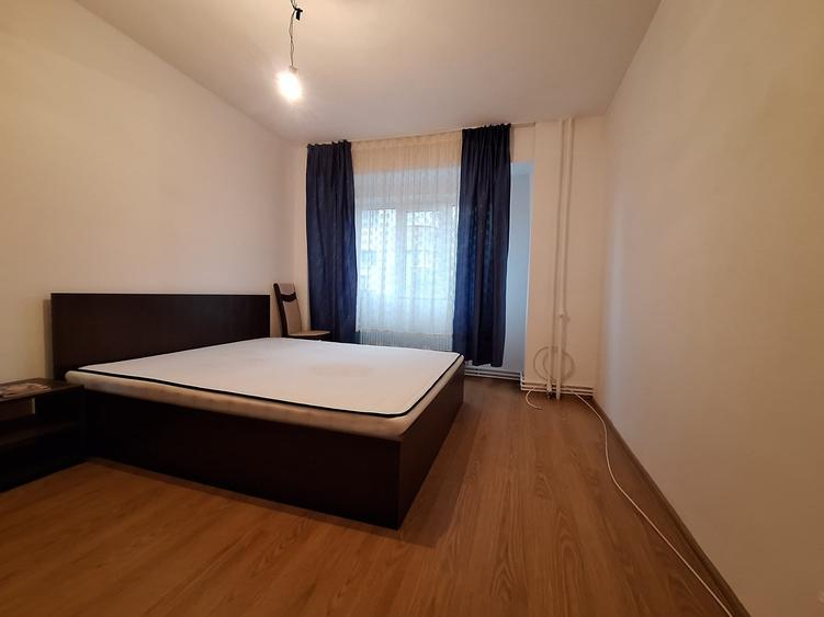 Apartament cu 4 camere decomandat, mobilat în Freidorf