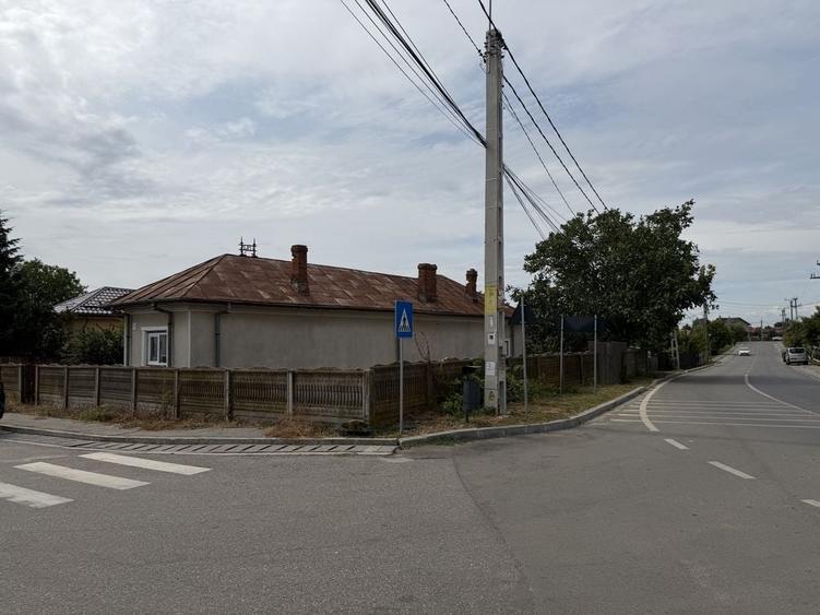 Casă cu 3 camere în Cârcea