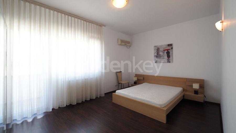 Apartament cu 3 camere decomandat, mobilat în Dorobanți