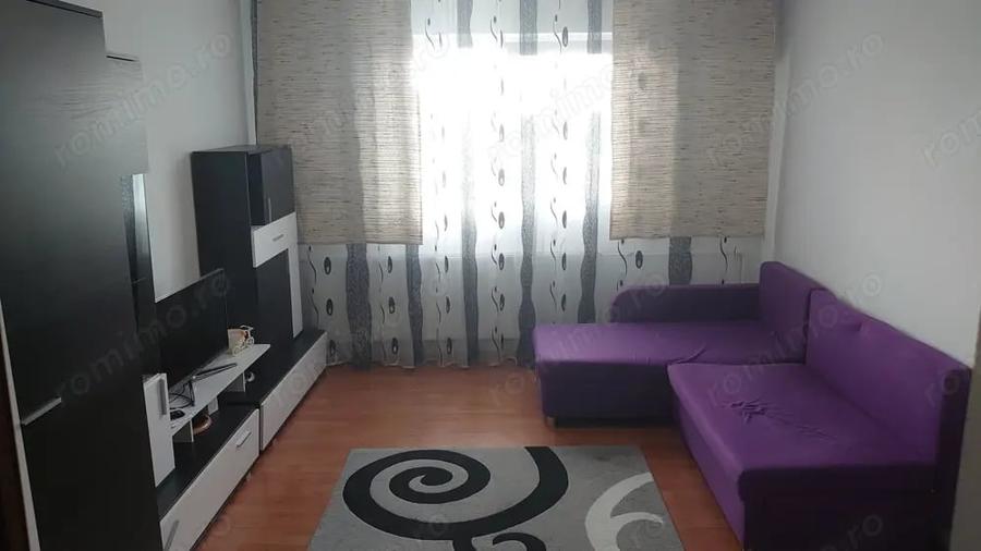 Garsonieră decomandată, mobilată în Steaua