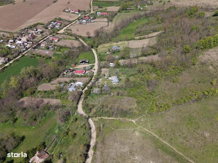 Casă cu 3 camere în Taula