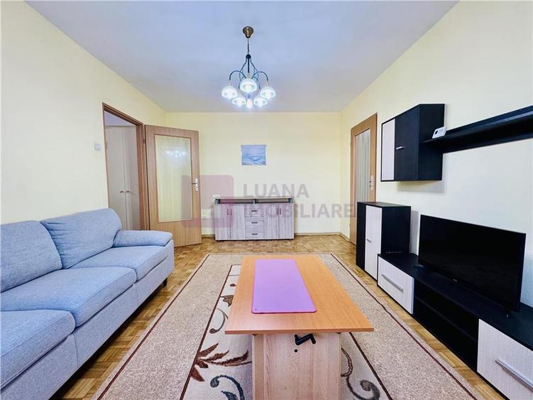 Apartament cu 2 camere semidecomandat, mobilat în Cedonia