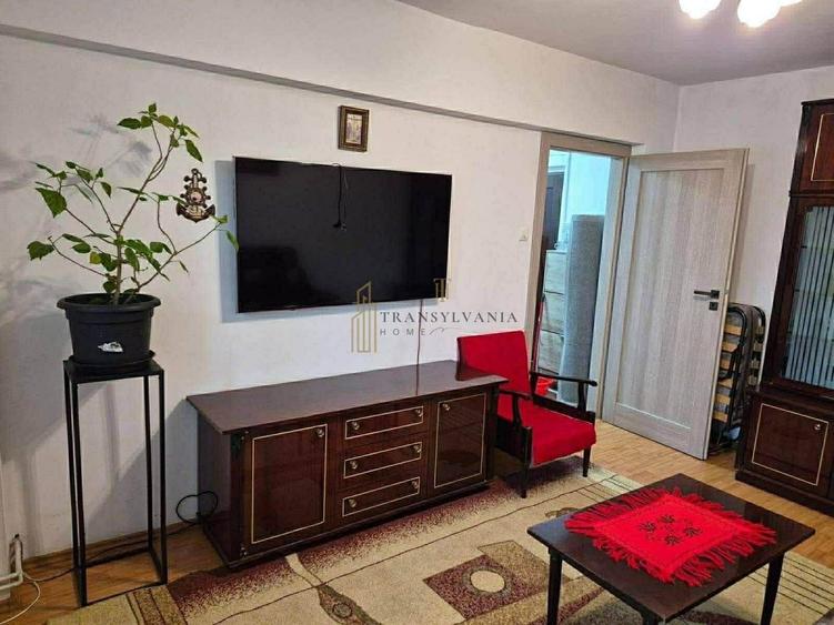 Apartament cu 2 camere decomandat, mobilat în Mihai Viteazul