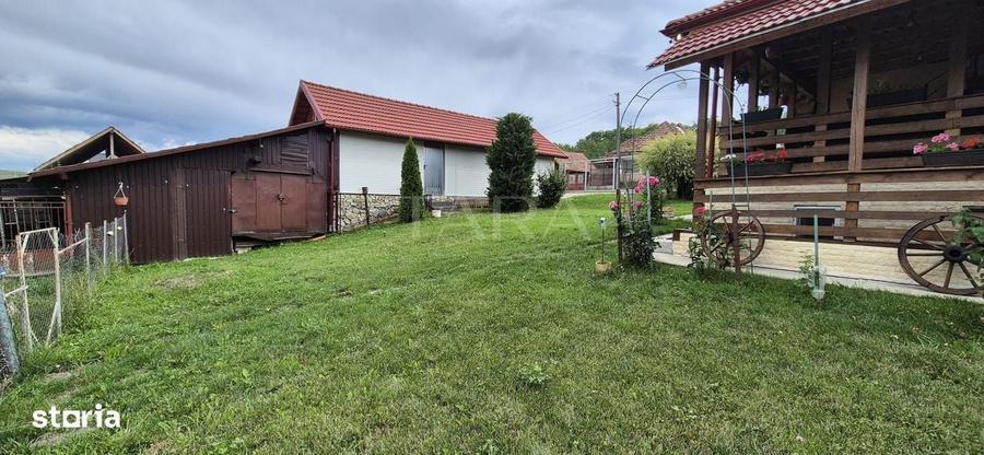 Casă cu 3 camere în Beia