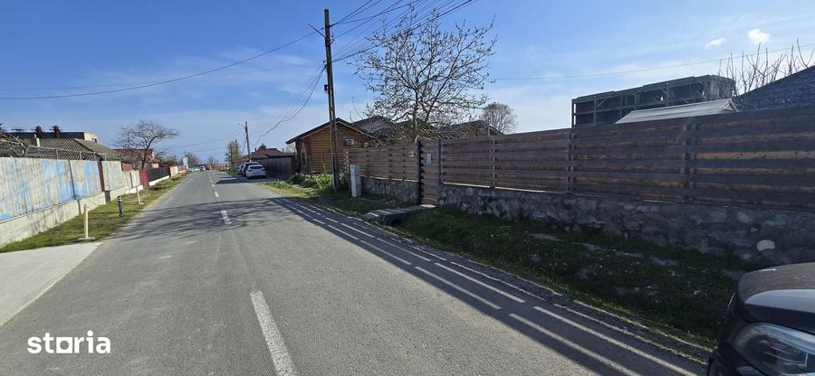 Casă cu 4 camere cu Teren 1917 Mp în Corbu