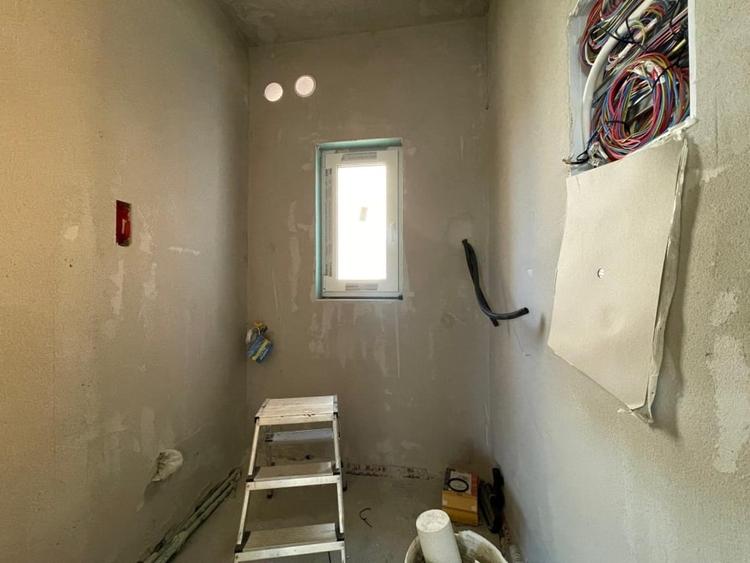 Duplex cu 3 camere cu Canalizare în Moșnița Nouă