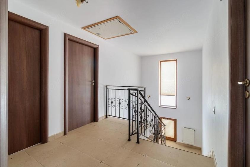 Casă cu 4 camere cu Teren 476 Mp în Chiajna