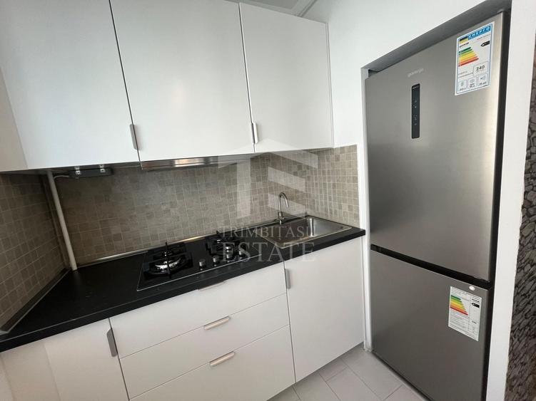 Apartament cu 2 camere semidecomandat, mobilat în Sălaj