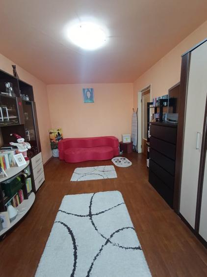 Apartament cu 2 camere decomandat în Lujerului