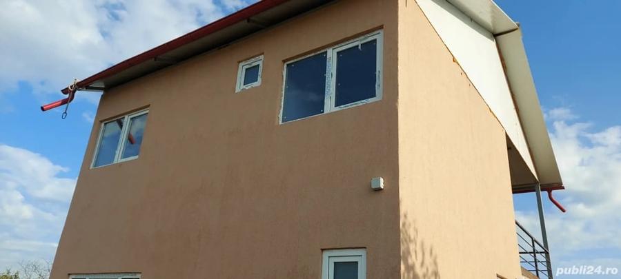 Casă cu 4 camere cu Teren 960 Mp în Central