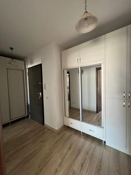 Garsoniera Plaza Residence faza2 Metrou 6 minute - 8