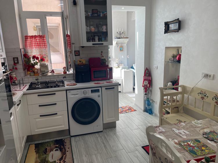 calea mosilor intersectie cu hristo botev,piata rosetti, - 7