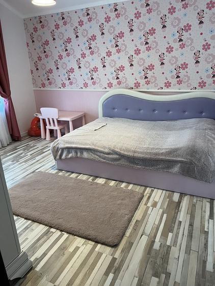 Casă cu 4 camere în Central