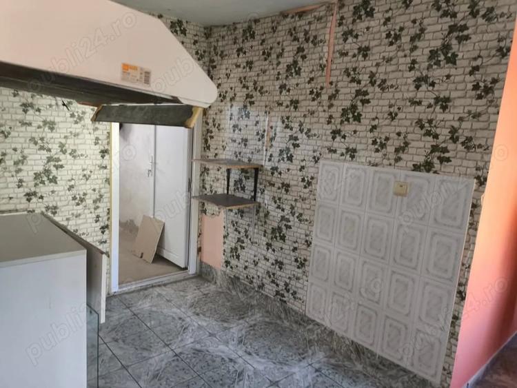 Casă cu 4 camere cu Teren 2158 Mp în Cenad