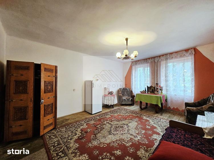 Casă cu 6 camere cu Teren 79 Mp în Central