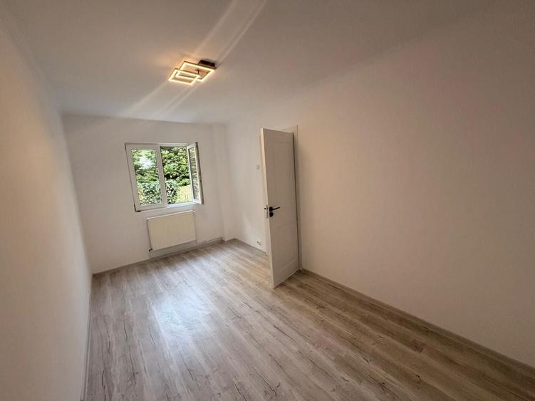 Apartament cu 2 camere semidecomandat în Exterior Vest