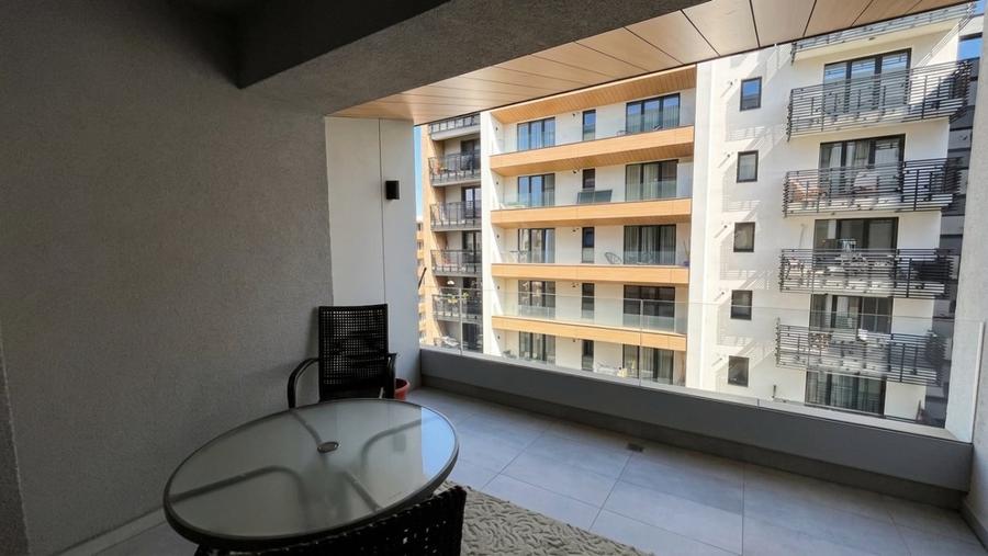 Apartament cu 2 camere decomandat, mobilat în Tractorul
