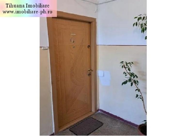 Apartament cu 3 camere semidecomandat în Nord